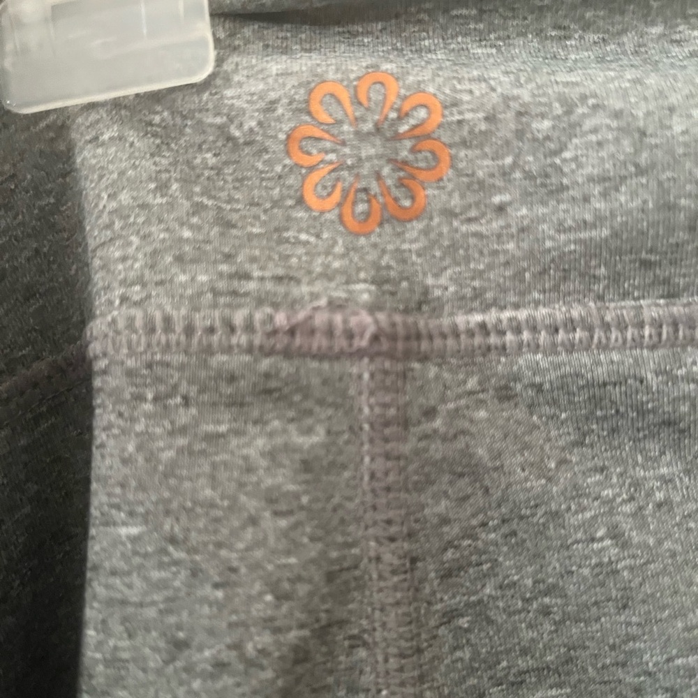 3X Pro Player Heather Gray Leggings with Pockets